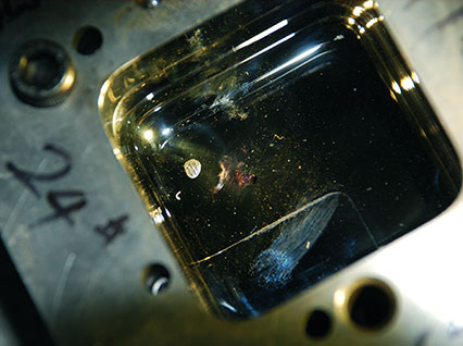 <a href='http://m.886seo.cn/product/3.htm' class='text_a'>模具激光焊機</a>修復鏡面模具效果